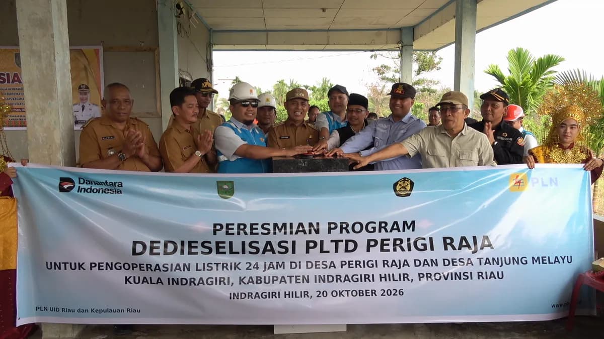 Bupati Herman Serahkan SHM Warga Transmigran, UPT Tiram Jaya Disiapkan Menjadi Dusun Mandiri