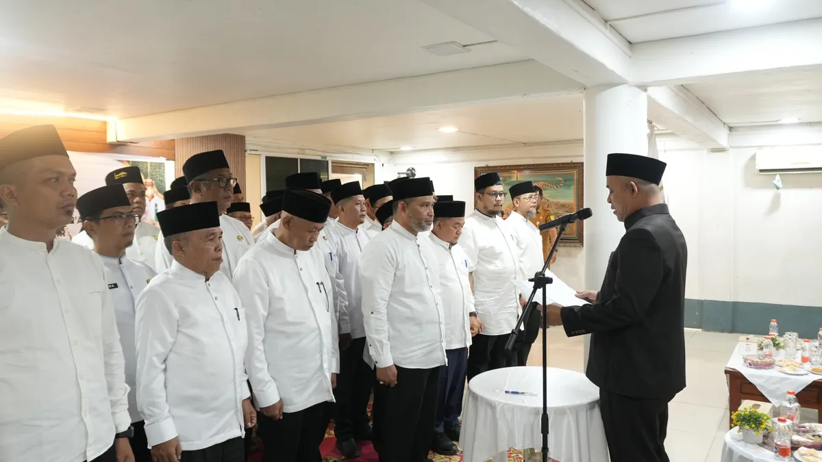 Lantik Pengurus LPTQ, Bupati Inhil Pesan Jaga Profesionalitas dalam Seleksi dan Pembinaan