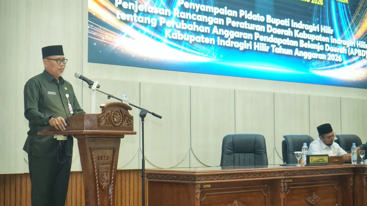 Sekda Inhil Wakili Bupati Sampaikan Penjelasan Perubahan APBD 2026 di Paripurna DPRD