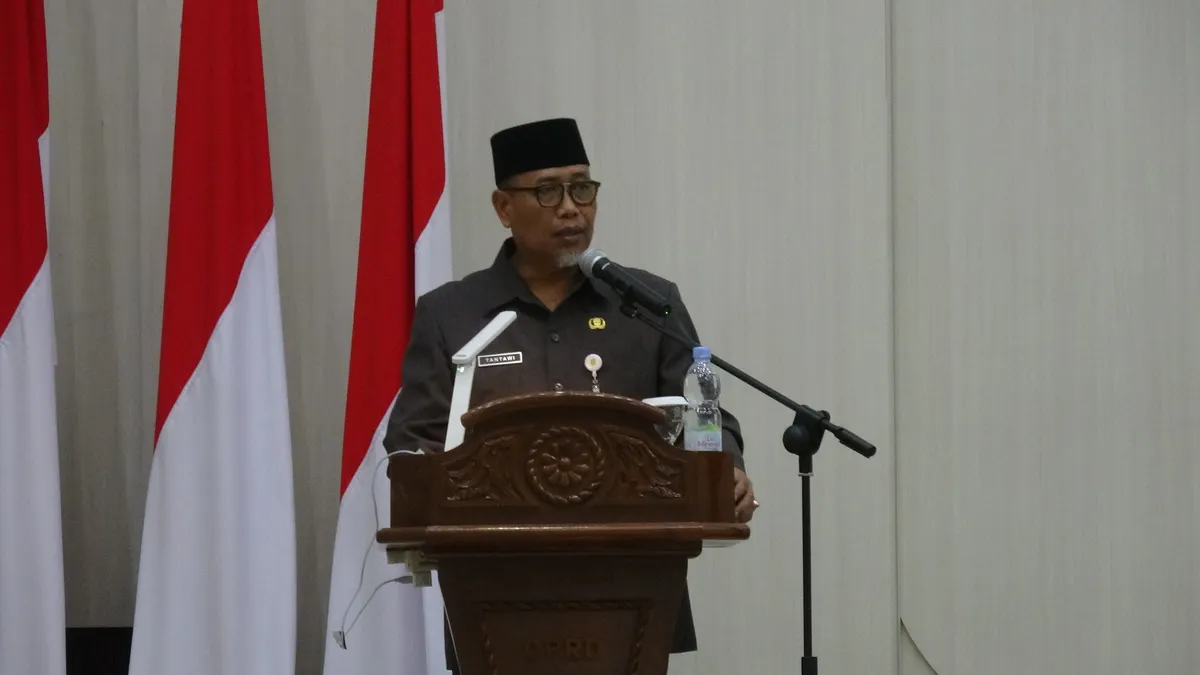 Tanggapi Pandangan Fraksi DPRD, Bupati Inhil Sepakat Fokus pada Optimalisasi PAD dan Penuhi Kebutuhan Masyarakat