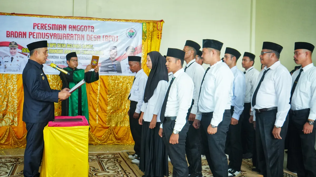 Kukuhkan BPD Tiga Desa di Mandah, Bupati Herman Tekankan Penguatan Pengawasan dan Aspirasi Masyarakat