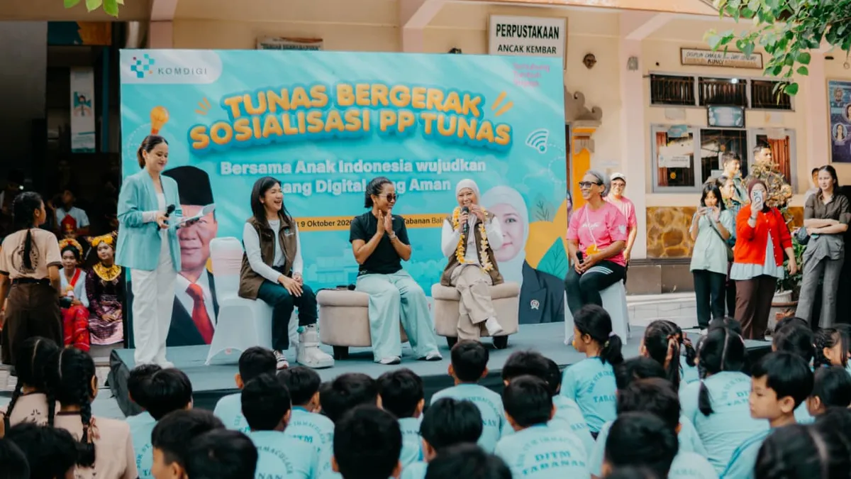 Lindungi Anak dari Risiko Digital, Menkomdigi Meutya Hafid Ajak Keluarga Bangun Kebiasaan di Luar Layar
