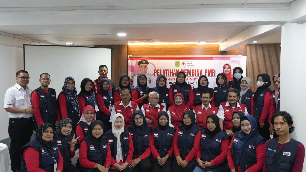 Ketua PMI Inhil Tutup Pelatihan Pembina PMR 2026, Tekankan Pentingnya Pembinaan Generasi Muda