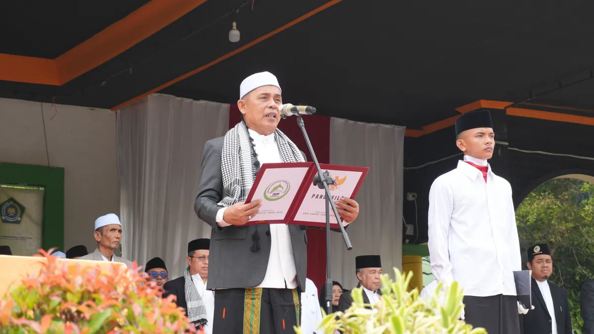 Bupati Herman Ajak Santri Kuasai Teknologi dan Jadi Pelopor Kemajuan Bangsa