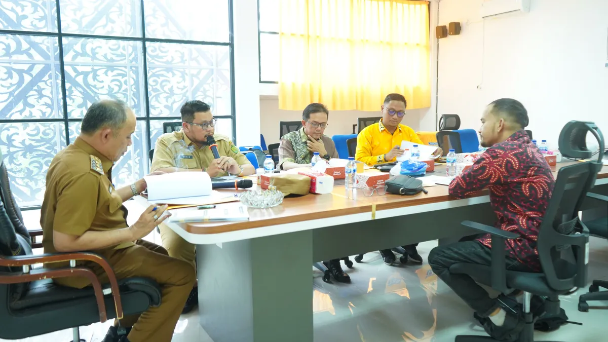 Bupati Herman Turun Langsung Seleksi Calon Komisaris dan Direktur BUMD PT Kelapa Inhil Gemilang